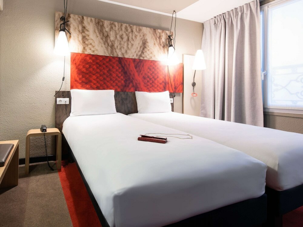 Фото Ibis Paris Grands Boulevards Opera 9th