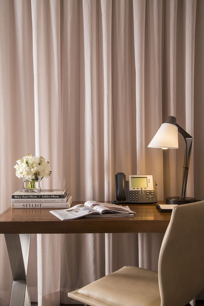 Фото At&t Hotel & Conference Center at the University of Texas