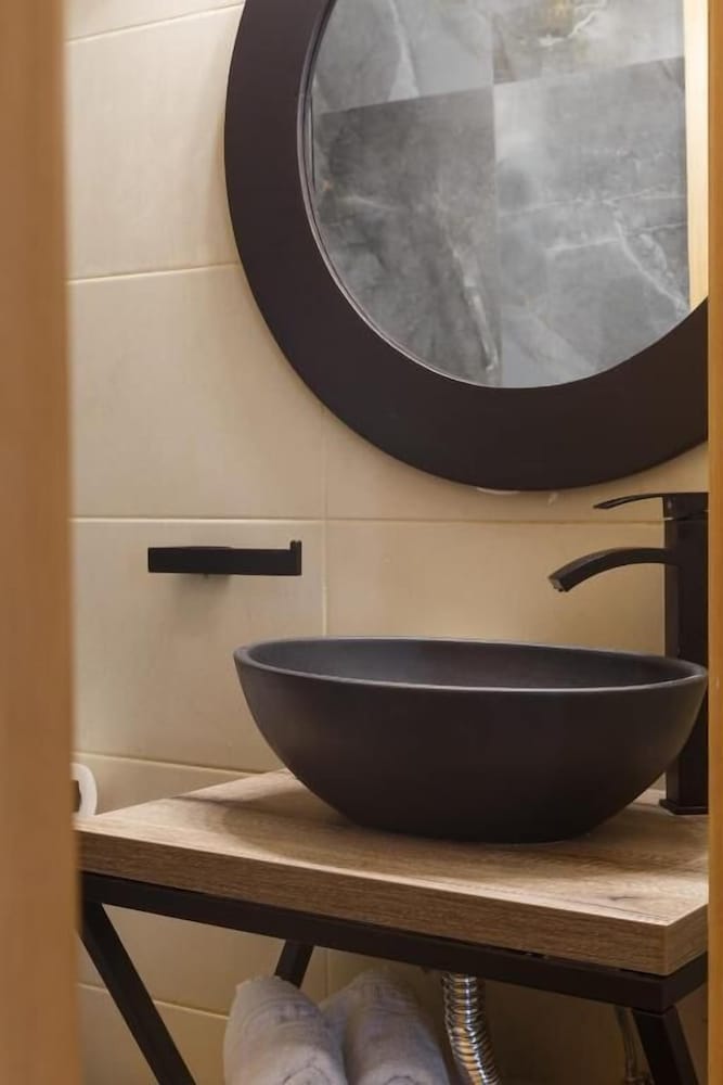 Фото Limani Comfort Rooms