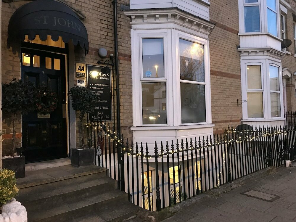 Hotel St Johns Guest House, Weymouth, photo