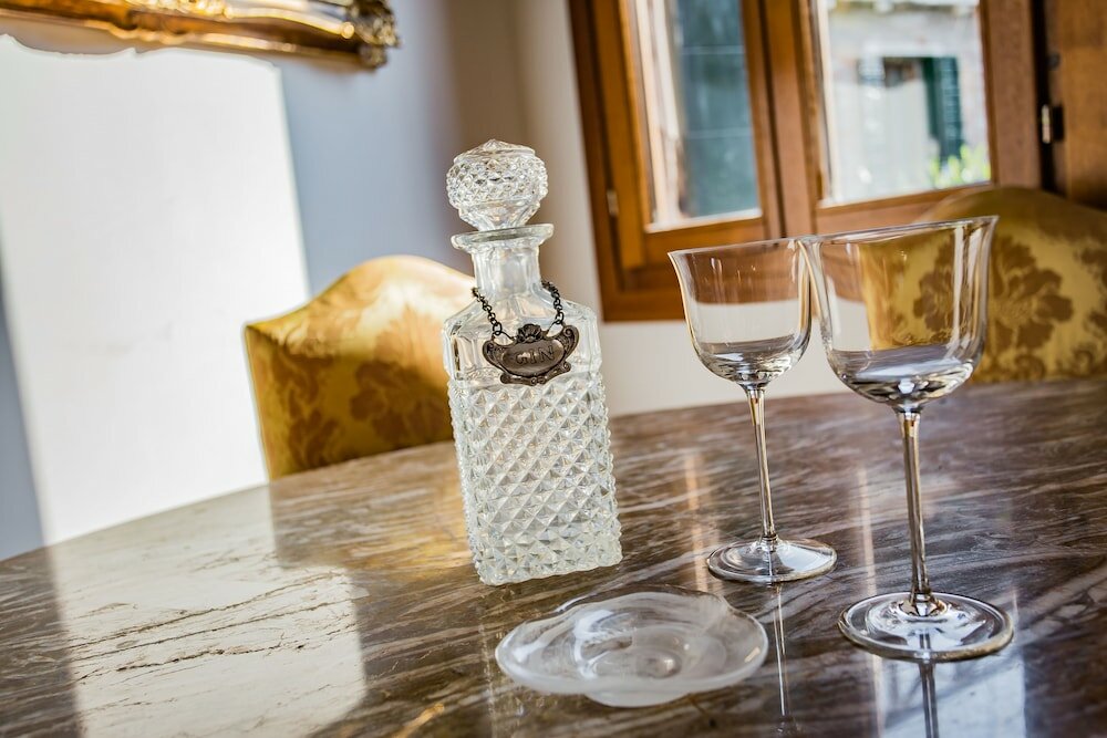 Фото Venezia - Calle Campanile 3076