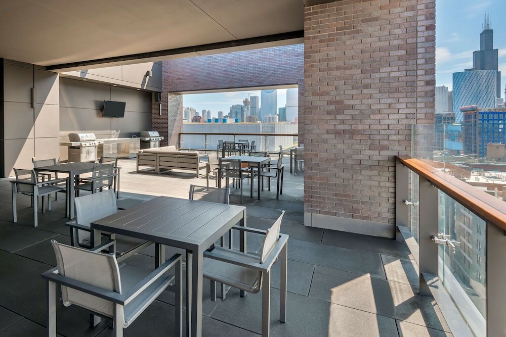 Фото Hyatt House Chicago West Loop