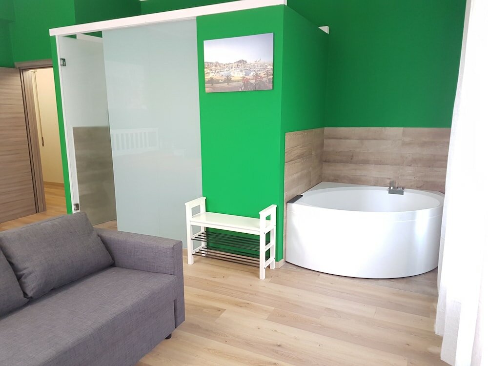 Фото Maqueda Home