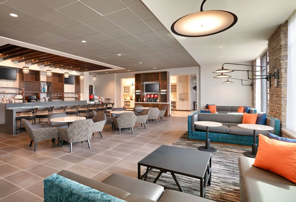 Фото Hyatt Place Anchorage Midtown