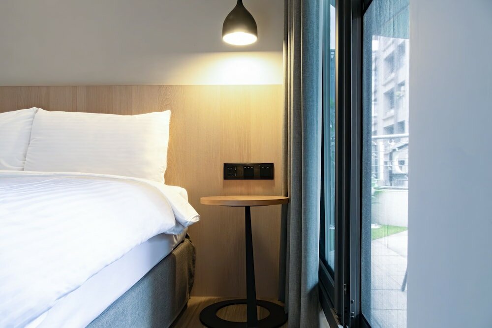 Фото Meander 1948 Hostel - Taipei Main Station