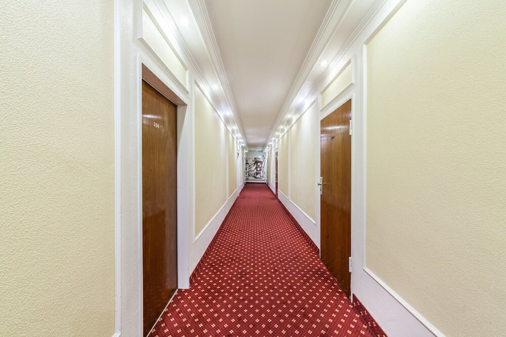 Фото Novum Hotel Continental Frankfurt