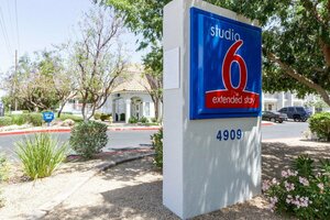Гостиница Studio 6 Tempe, Az