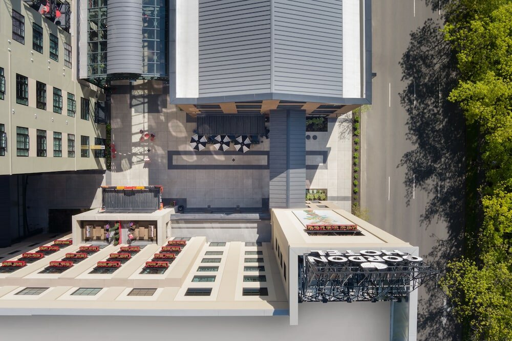 Фото The Gordon Hotel