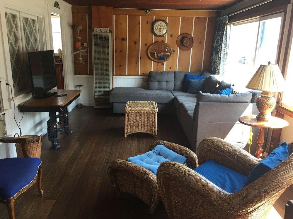 Фото Seacrest Inn