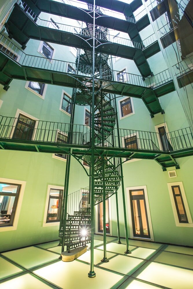 Фото Holiday Inn Express Lisboa Av. Liberdade