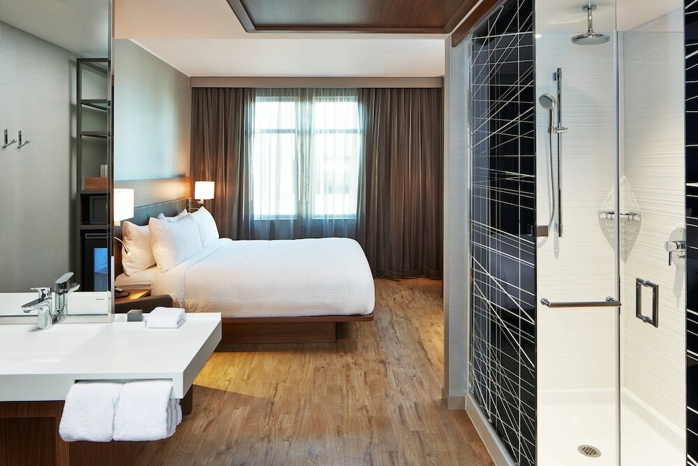 Фото Ac Hotel by Marriott Portland Downtown