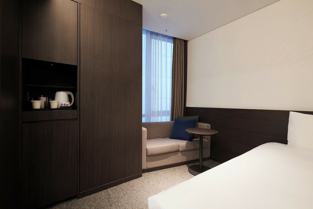 Фото Nine Tree Premier Hotel Myeongdong II