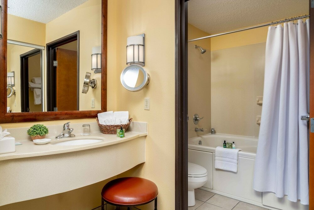 Фото Mcm Elegante Lodge & Suites Ruidoso