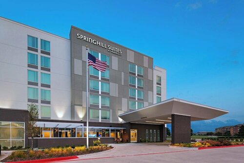 Гостиница SpringHill Suites by Marriott Dallas Richardson/University Area в Плано