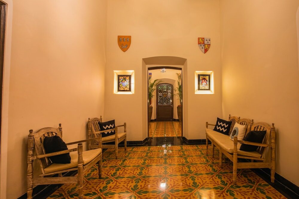 Фото Lemon Tree Amarante Beach Resort, Goa