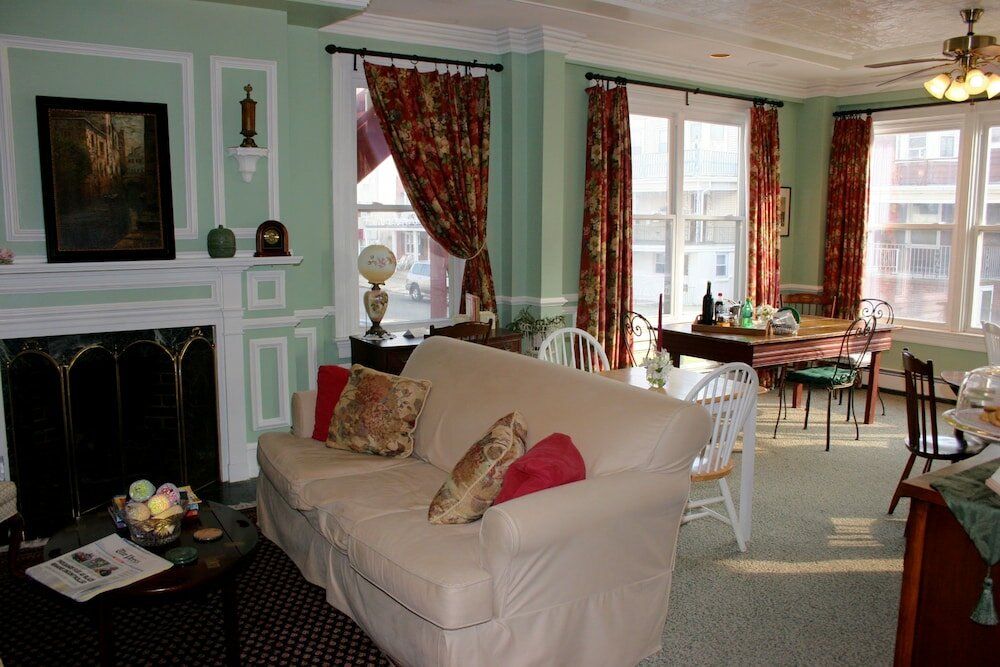 Фото Carisbrooke Inn