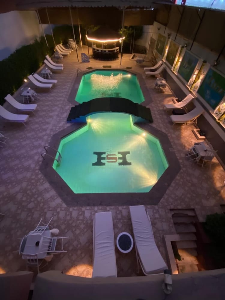 Фото Shady Hotel