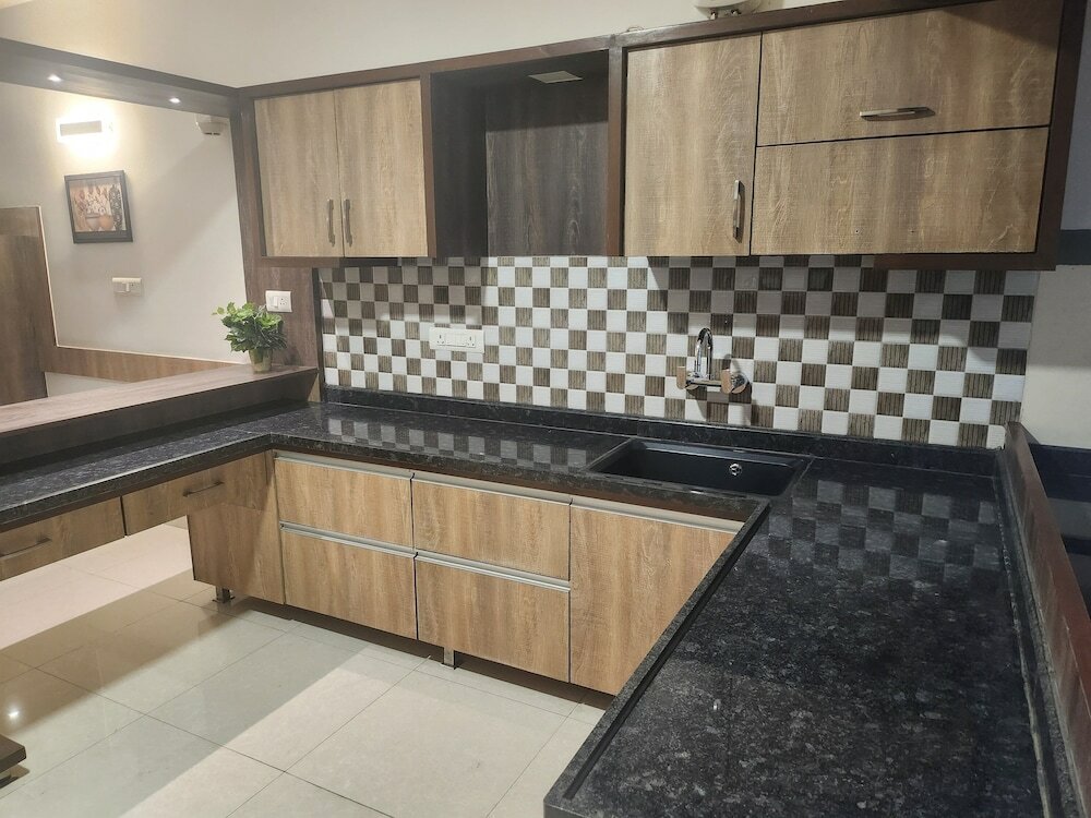 Фото White Castle Corporate Residences