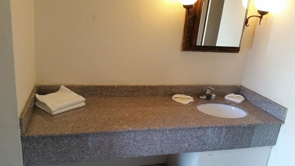 Фото Skylark Motel