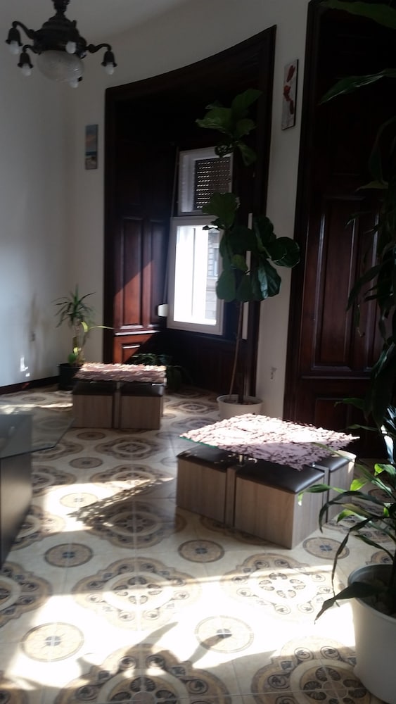 Фото Omega Guesthouse Budapest