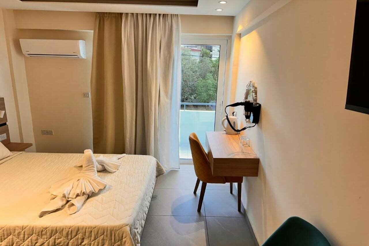 Фото San Remo Hotel