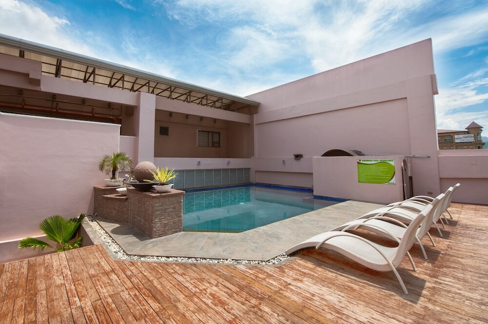Фото Diamond Suites and Residences