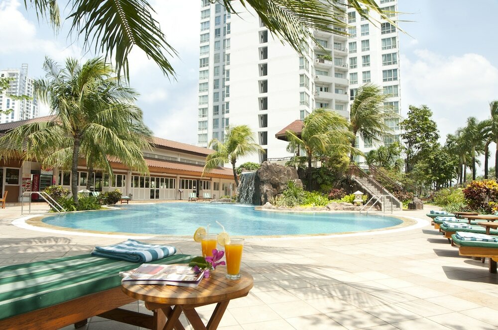 Фото The Residences at Puri Casablanca