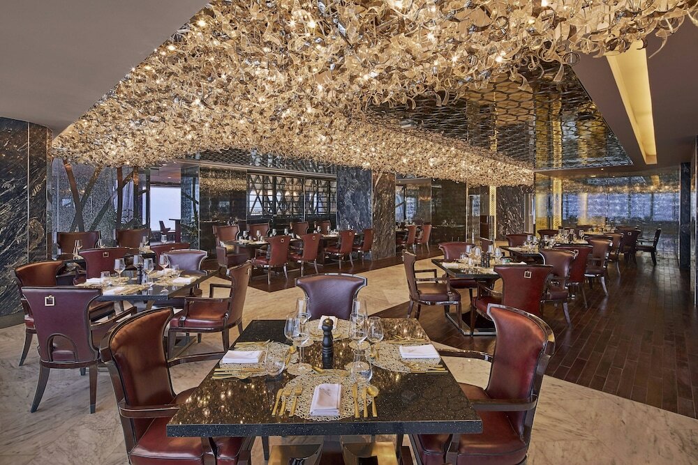 Фото Renaissance Dhaka Gulshan Hotel