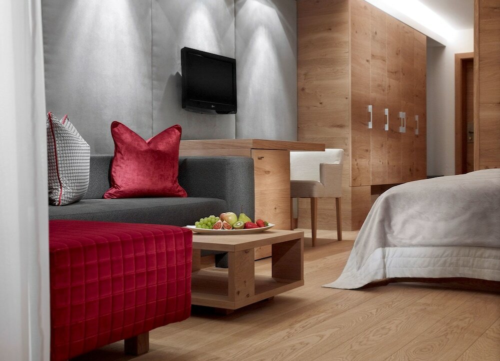 Фото Hotel Schwarzer Adler Kitzbühel - Adults only