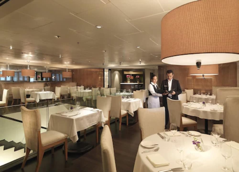 Фото MiCasa All Suite Hotel