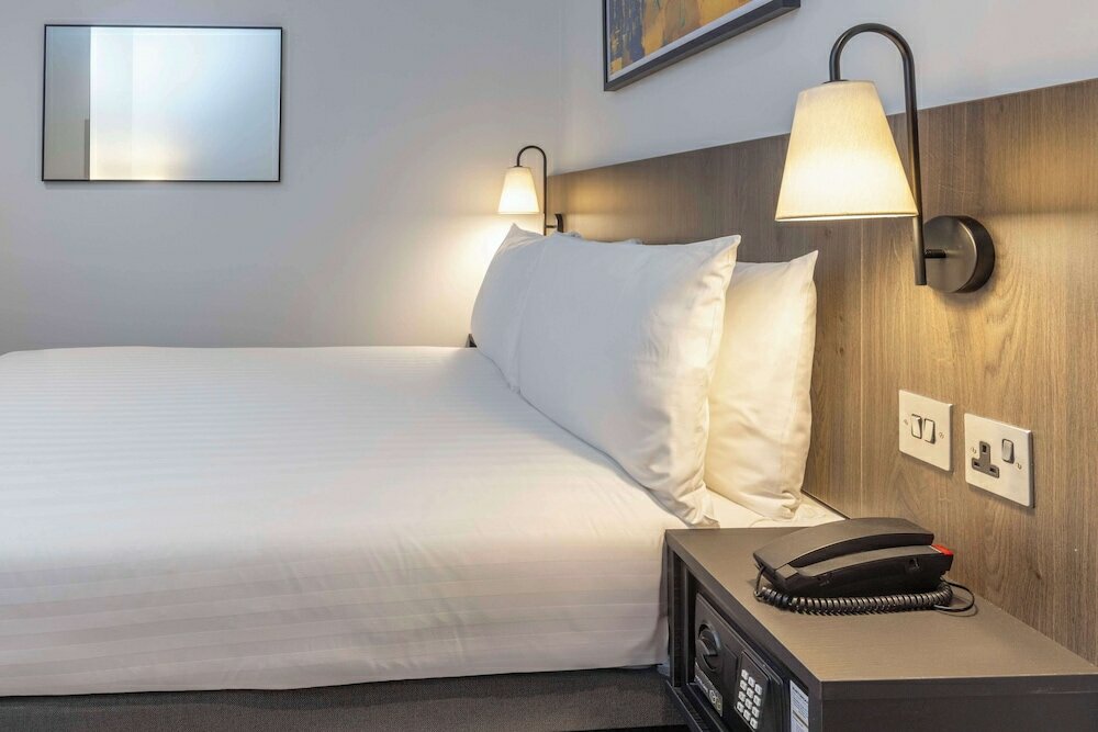 Фото Best Western Kensington Olympia Hotel