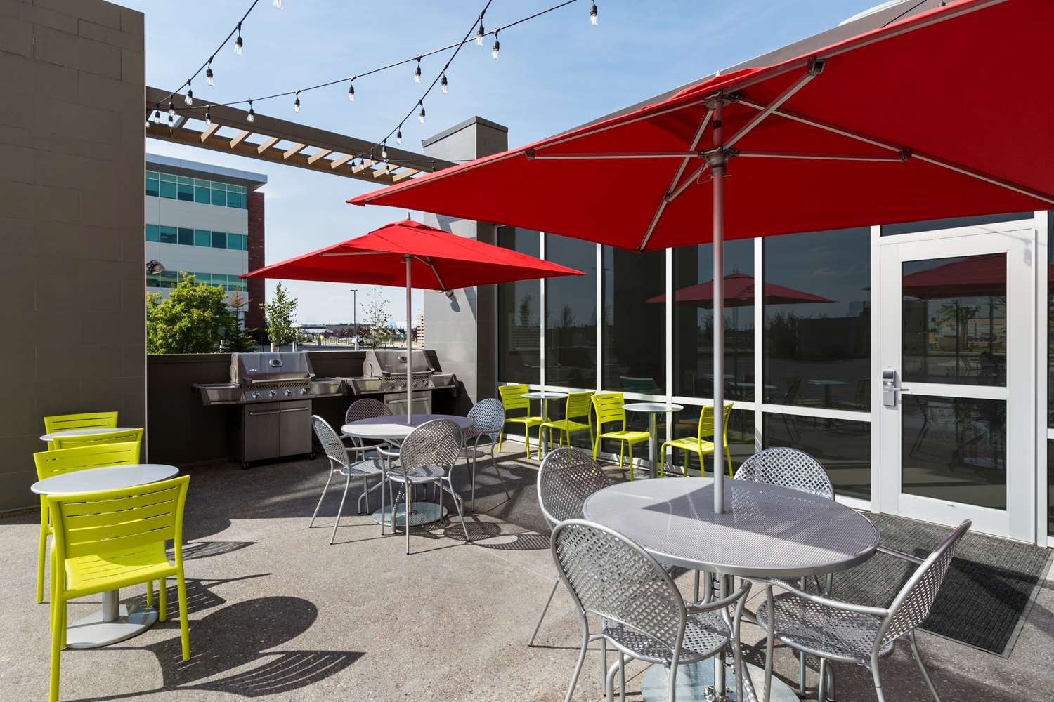 Фото Home2 Suites by Hilton West Edmonton, Alberta, Canada