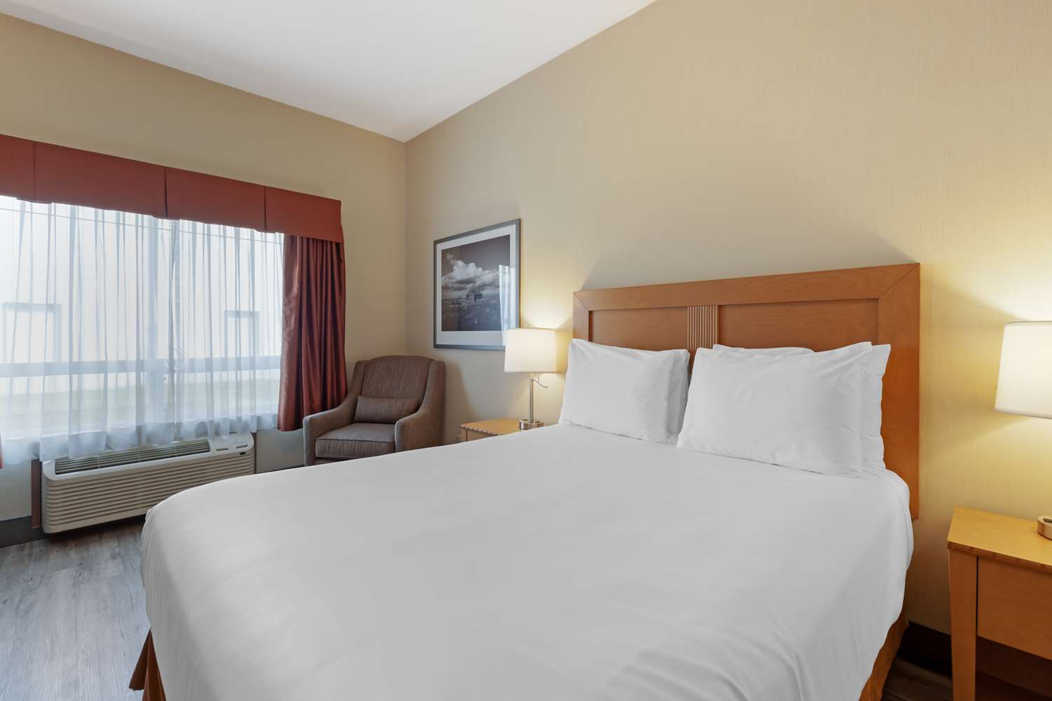 Фото Best Western Grande Prairie Hotel & Suites