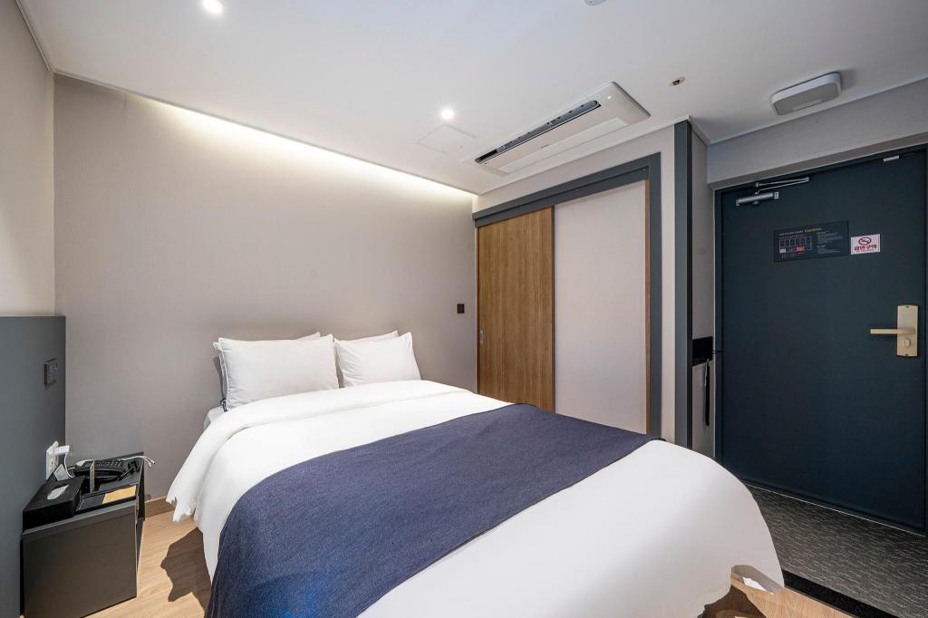 Фото R&b Business Hotel