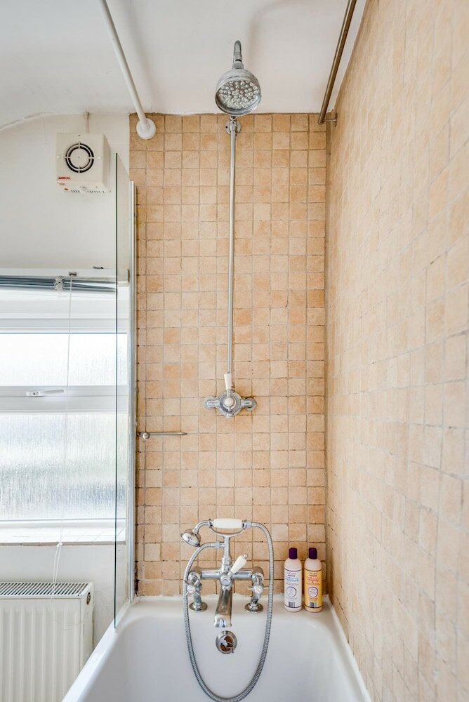 Фото Cosy Bookbinder House in Jericho Oxford