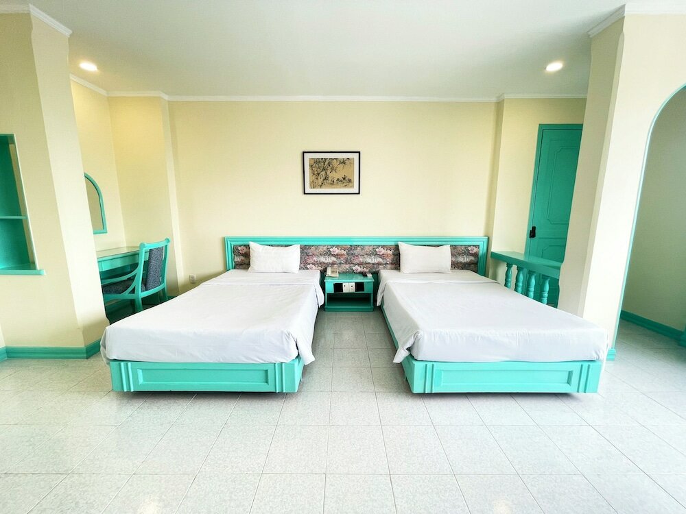 Фото Bat Dat Hotel