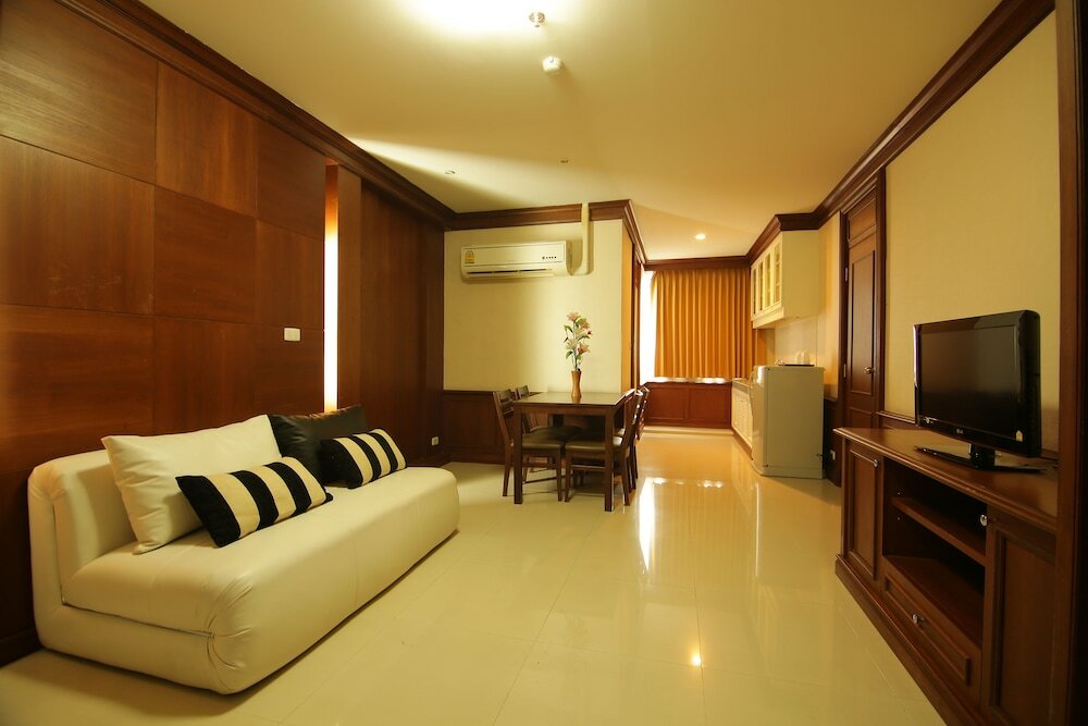 Фото Convenient Park Bangkok