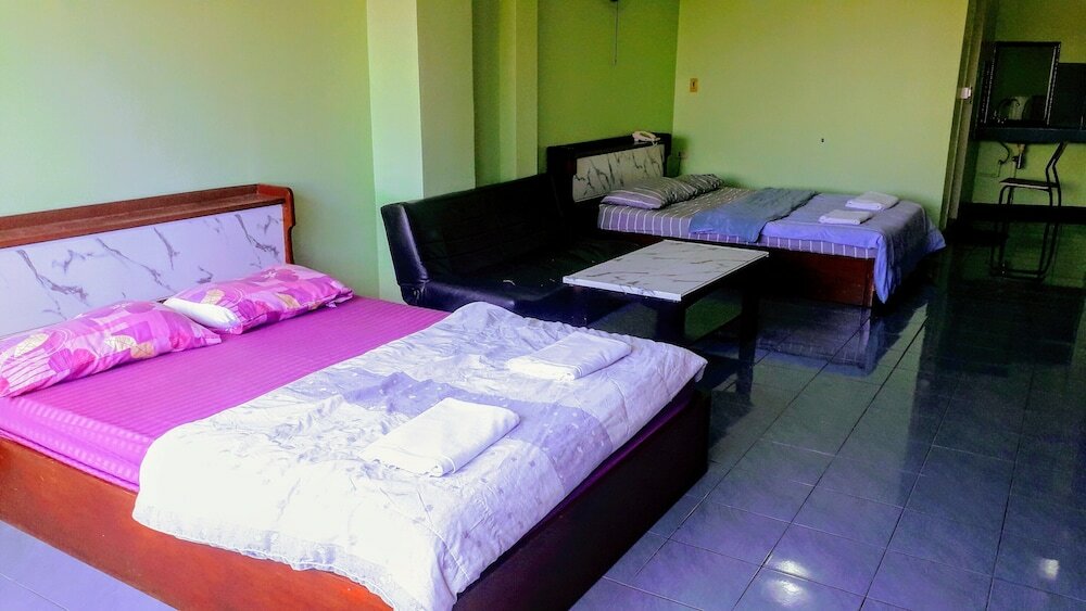 Фото Walking Street Encore Hotel