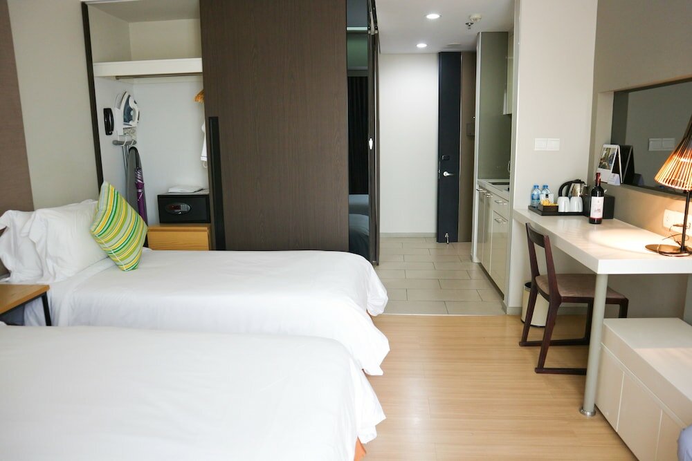 Фото Novotel Living Saigon South