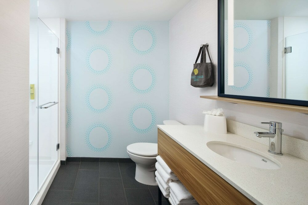 Фото Tru by Hilton Atlanta Northlake Parkway, Ga