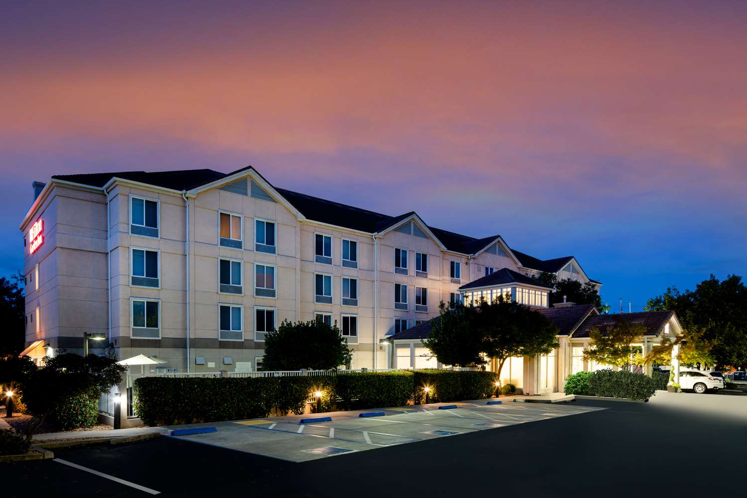 Фото Hilton Garden Inn Folsom