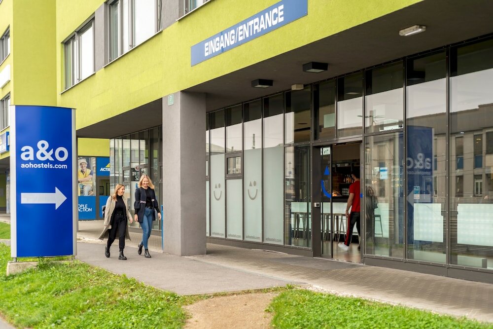 Фото a&o Graz Hauptbahnhof