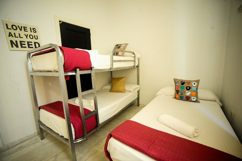 Фото La Flamenka Hostel