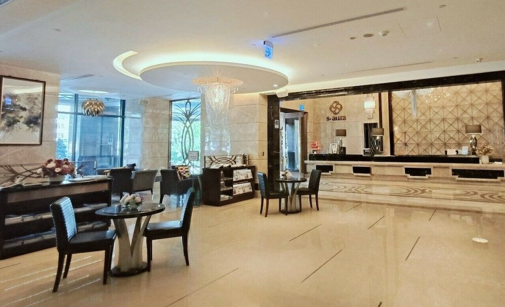 Фото S Aura Hotel