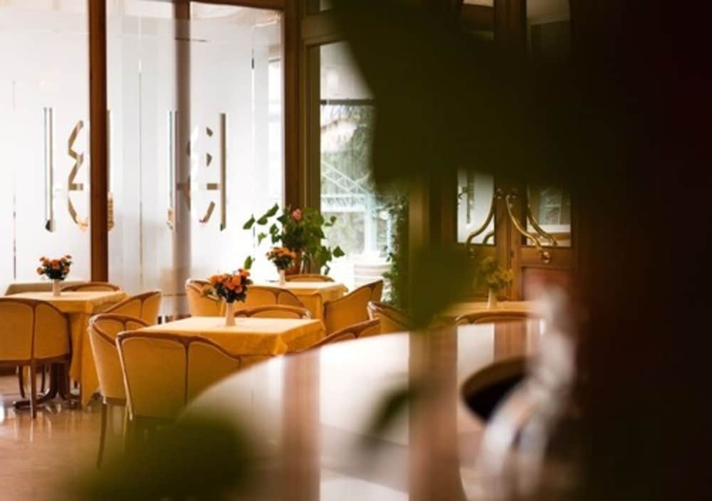 Фото Grand Hotel Excelsior