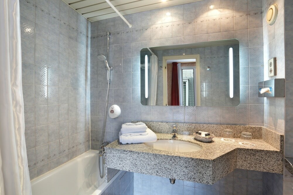 Фото Paix Republique Hotel