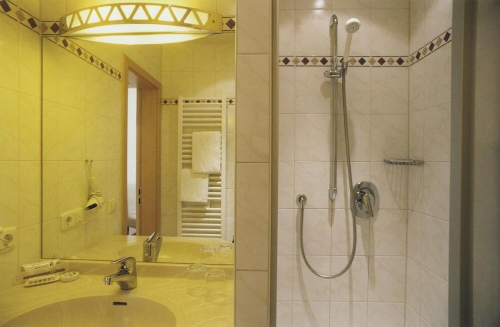 Фото Hotel Jedermann