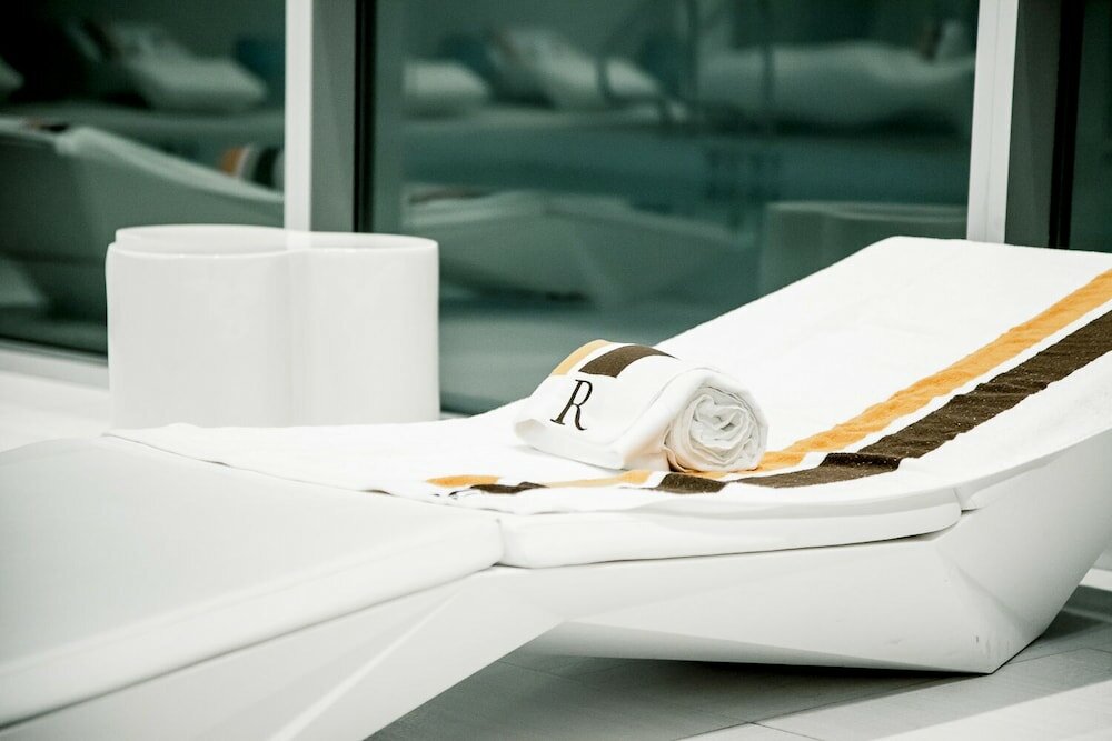 Фото Renaissance Edmonton Airport Hotel