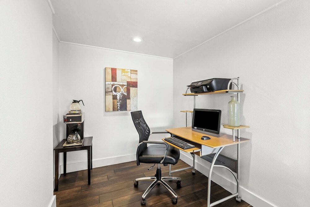 Фото Best Western Garden Inn