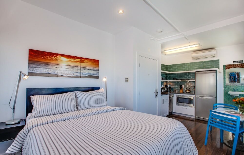 Фото Venice Breeze Suites